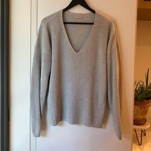 Gentle Fawn Tucker Knit Sweater in Light Gray